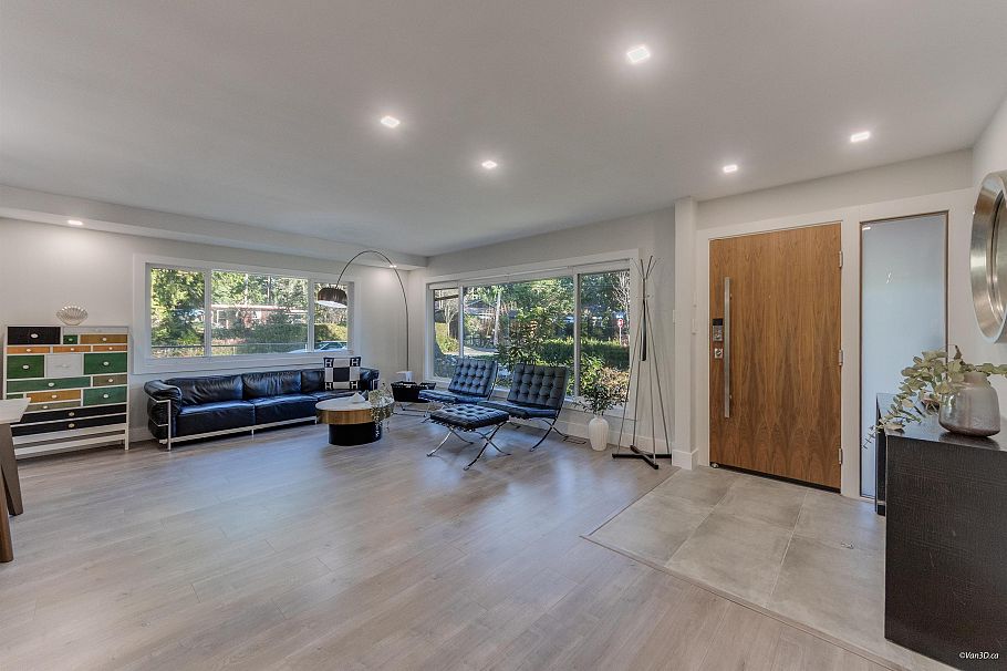 4491 Primrose Lane North Vancouver, BC - 11