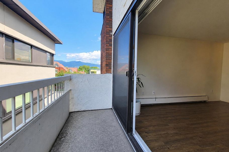 306 2450 Cornwall Avenue Vancouver, BC - 22