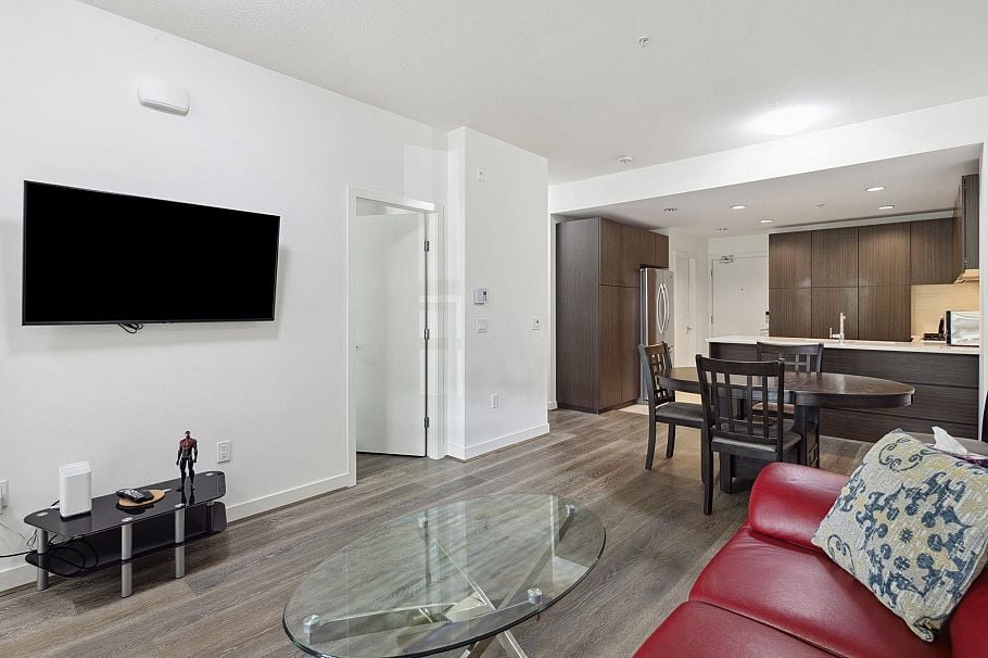 6033 Gray Avenue Vancouver, BC - 16