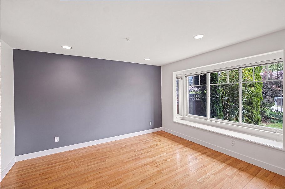 416 W Keith Road North Vancouver, BC - 26