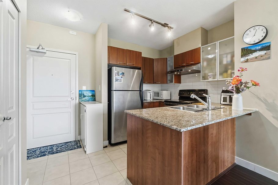 424 4078 Knight Street Vancouver, BC - 18