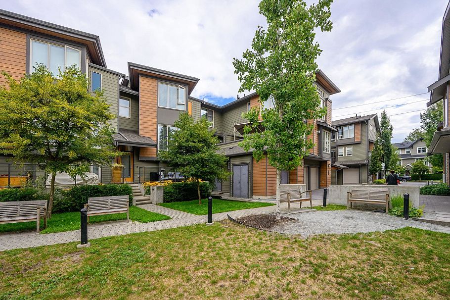 20 757 Orwell Street North Vancouver, BC - 29