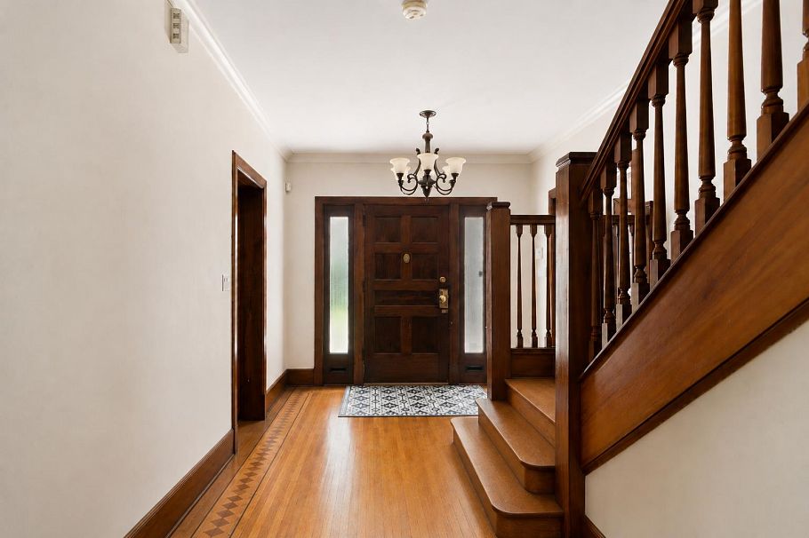 6311 Adera Street Vancouver, BC - 5