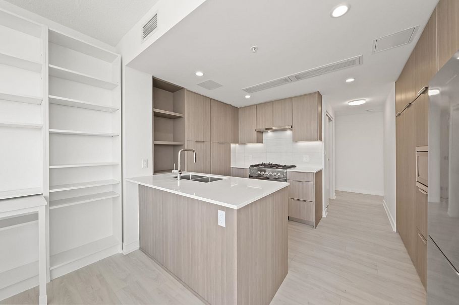 903 1471 Hunter Street North Vancouver, BC - 3