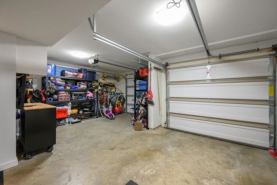 20 757 Orwell Street North Vancouver, BC - 34
