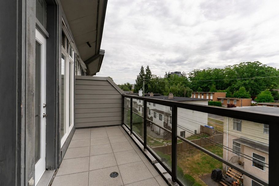206 5632 Kings Road Vancouver, BC - 31