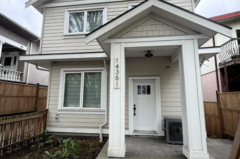 1 1436 E 1st Avenue Vancouver, BC - 2