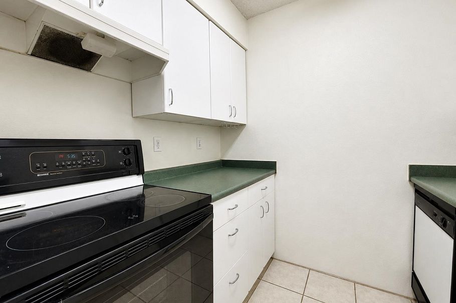 306 2450 Cornwall Avenue Vancouver, BC - 12