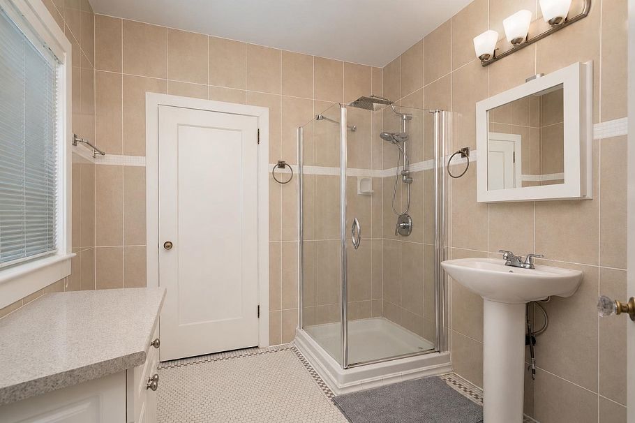 6311 Adera Street Vancouver, BC - 15