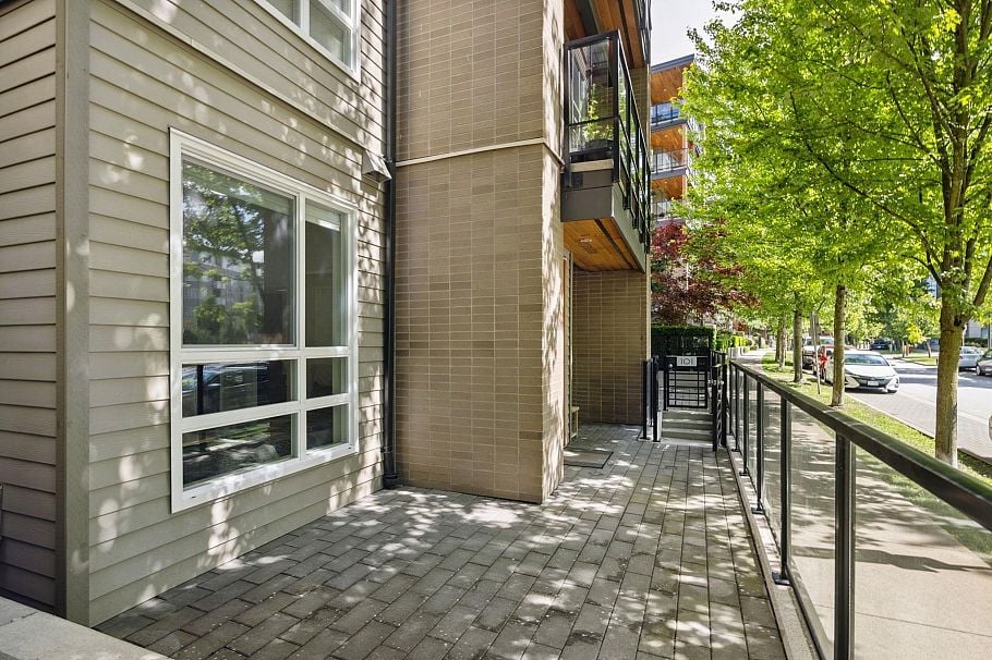6033 Gray Avenue Vancouver, BC - 22