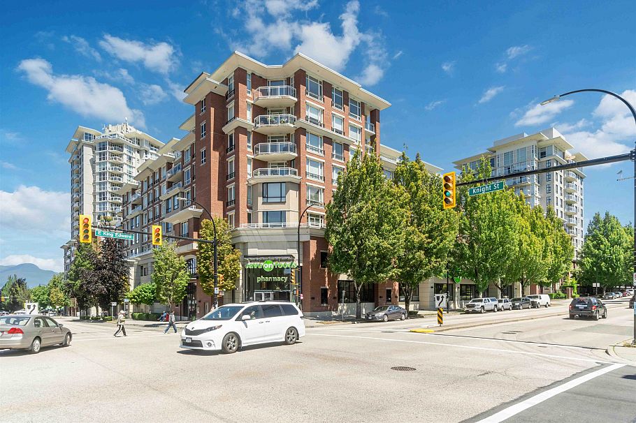 424 4078 Knight Street Vancouver, BC - 7