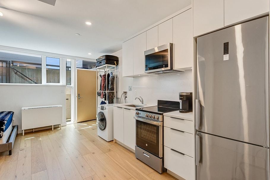 125 649 E 3rd Street North Vancouver, BC - 37