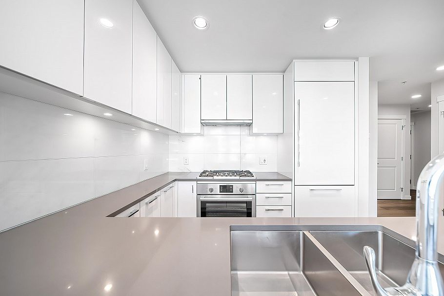 1205 3487 Binning Road Vancouver, BC - 17