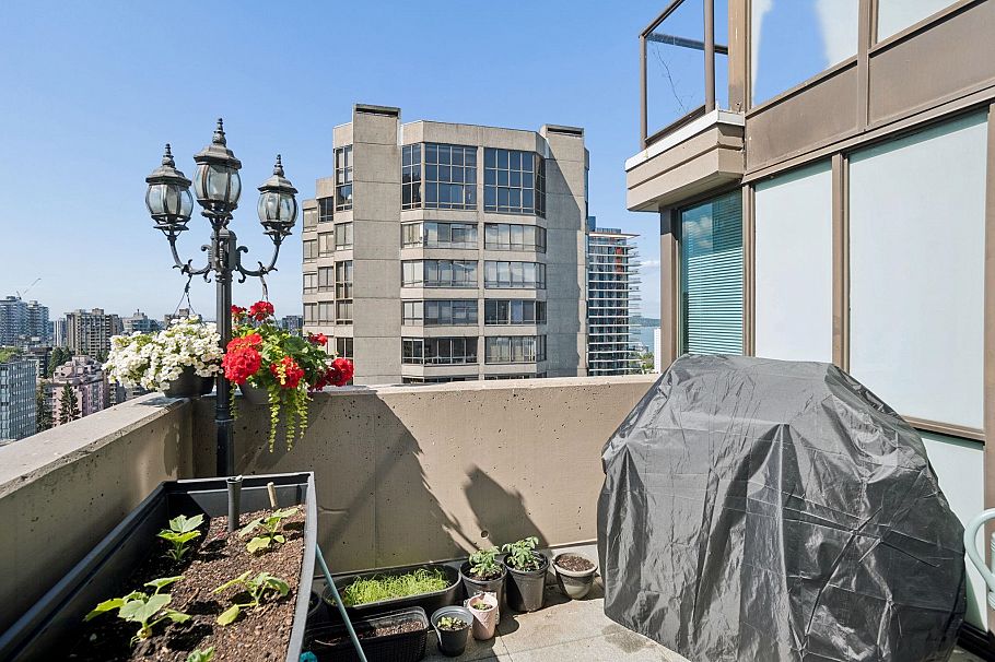 2803 1367 Alberni Street Vancouver, BC - 16