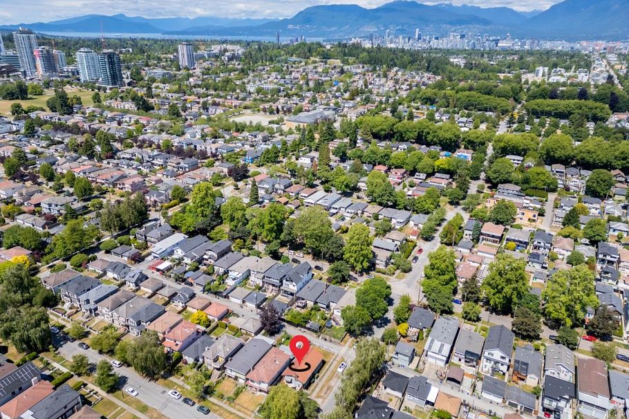6175 Quebec Street Vancouver, BC - 36