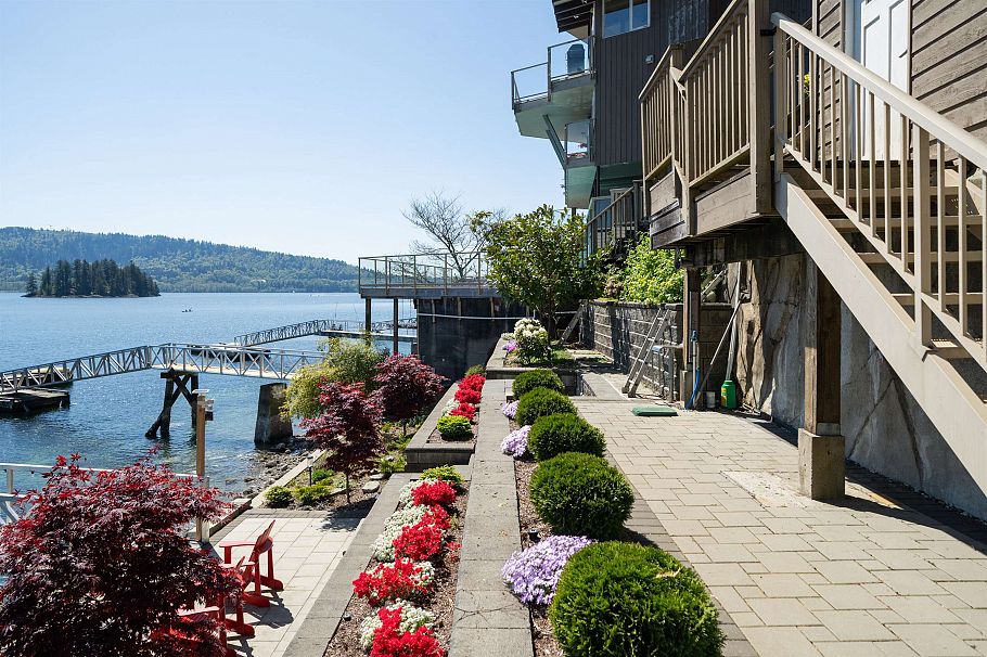 4793 Strathcona Road North Vancouver, BC - 39