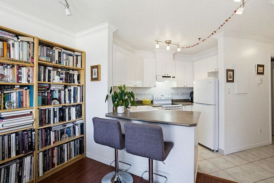 304 2025 Stephens Street Vancouver, BC - 2