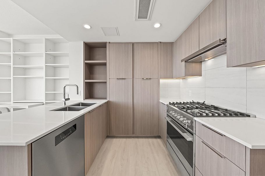 903 1471 Hunter Street North Vancouver, BC - 5