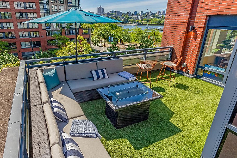 507 289 Drake Street Vancouver, BC - 1