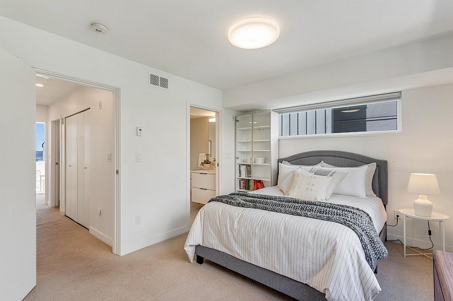125 649 E 3rd Street North Vancouver, BC - 18