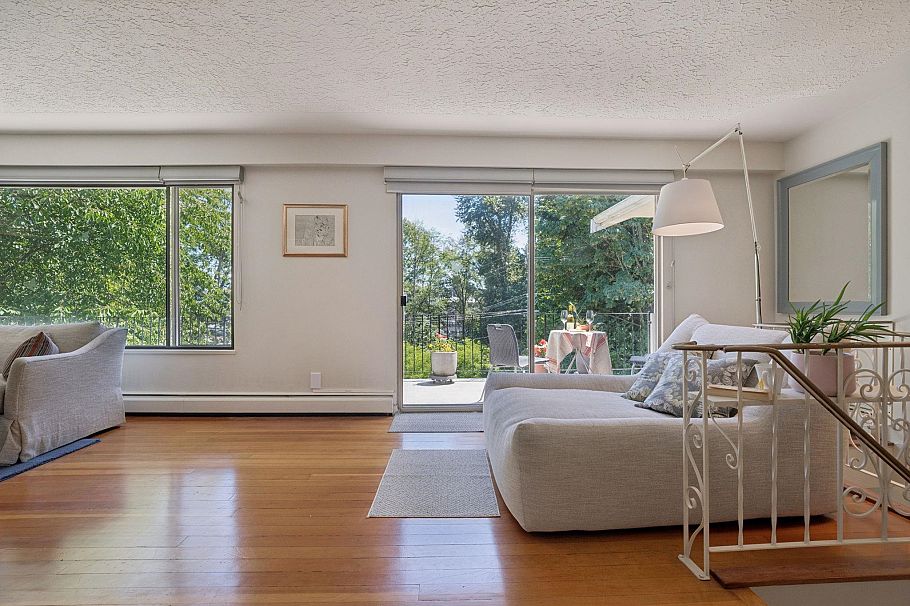 1034 Heywood Street North Vancouver, BC - 6