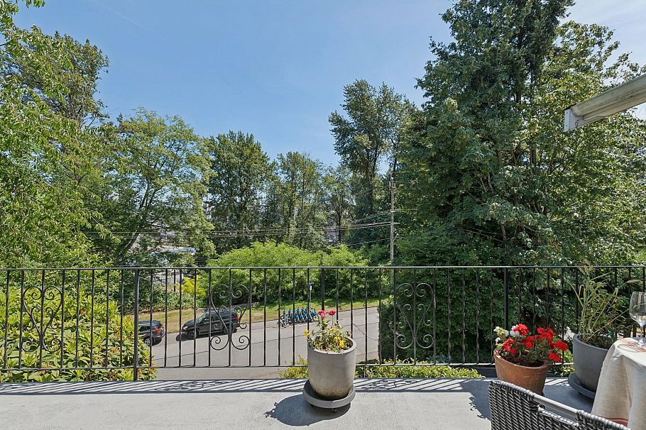 1034 Heywood Street North Vancouver, BC - 7
