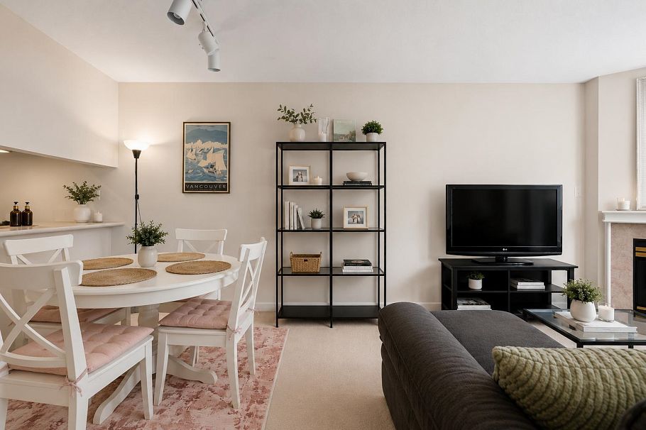 108 3250 W Broadway Vancouver, BC - 4
