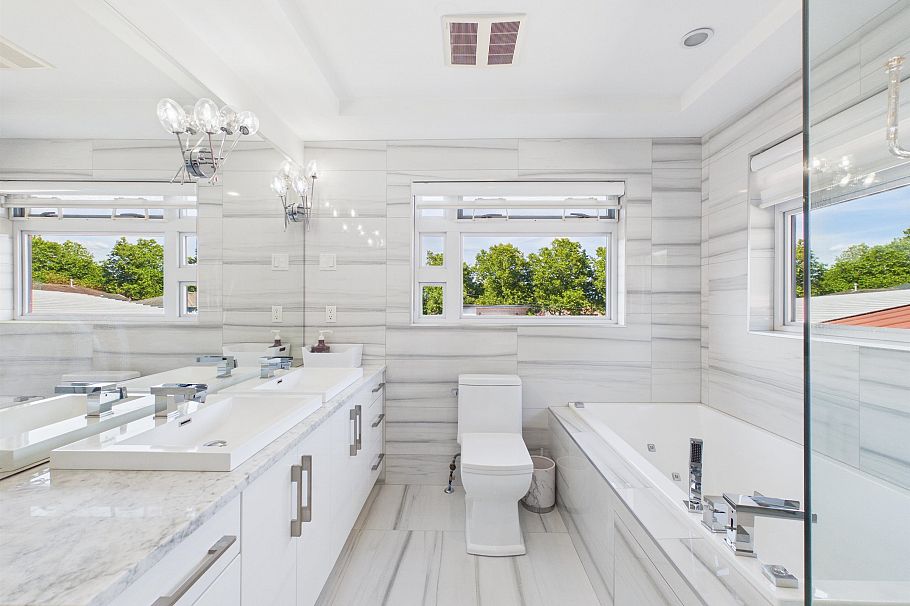 2277 E 28th Avenue Vancouver, BC - 15