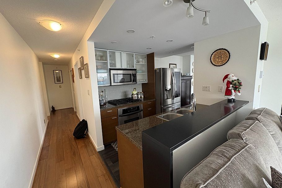 1106 980 Cooperage Way Vancouver, BC - 9