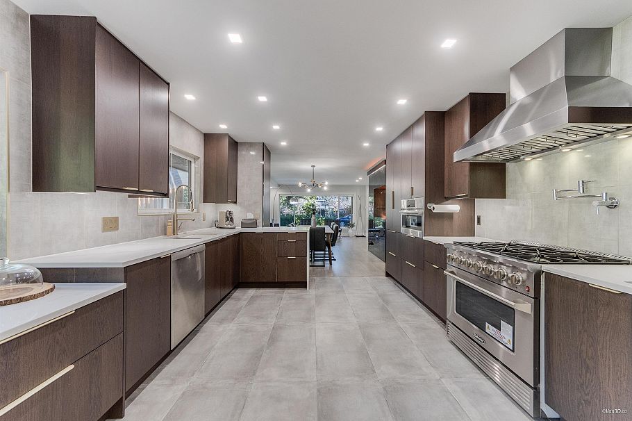 4491 Primrose Lane North Vancouver, BC - 17