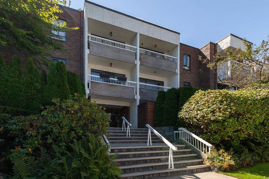 306 2450 Cornwall Avenue Vancouver, BC - 25