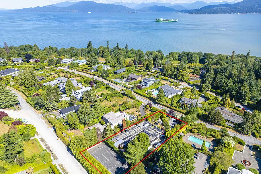 5570 Newton Wynd Vancouver, BC - 4