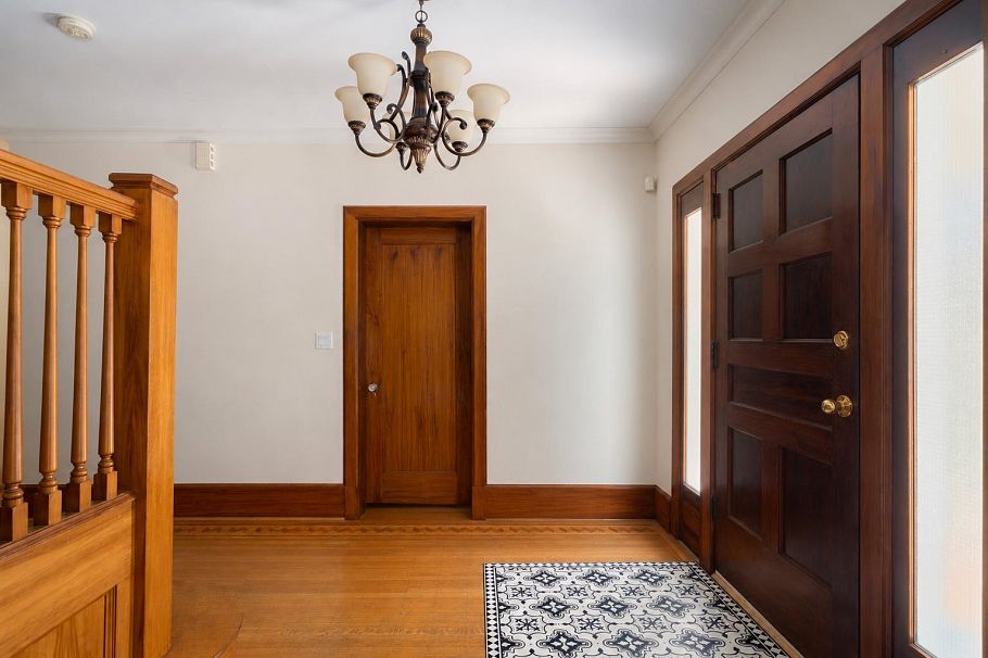 6311 Adera Street Vancouver, BC - 4