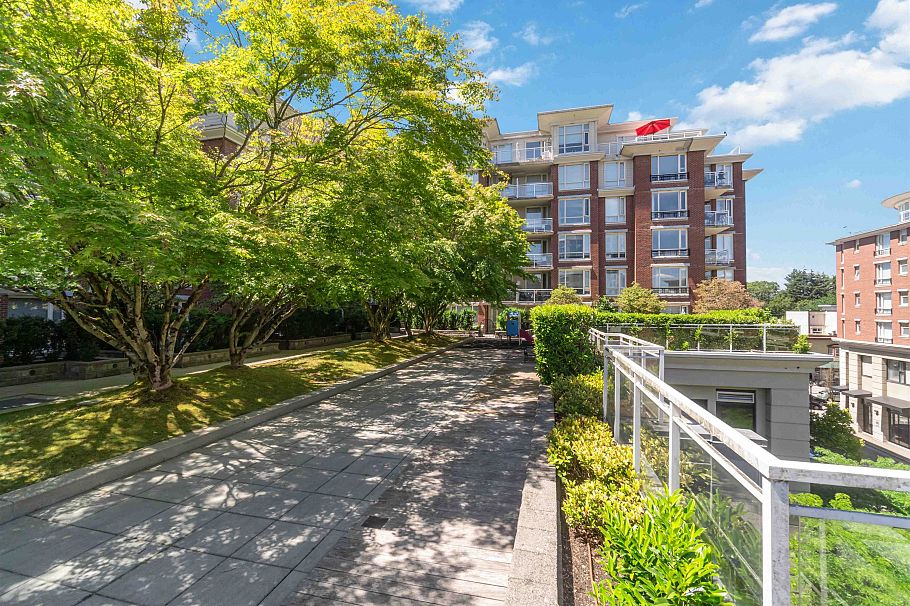 424 4078 Knight Street Vancouver, BC - 5