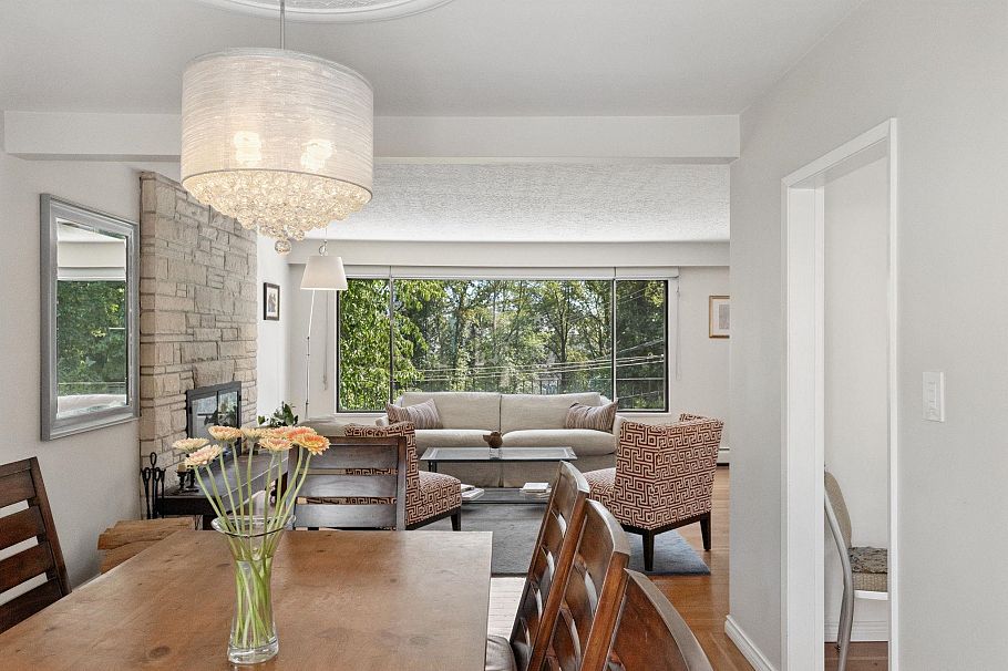 1034 Heywood Street North Vancouver, BC - 10