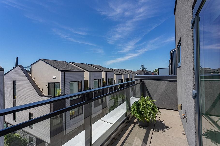 125 649 E 3rd Street North Vancouver, BC - 24
