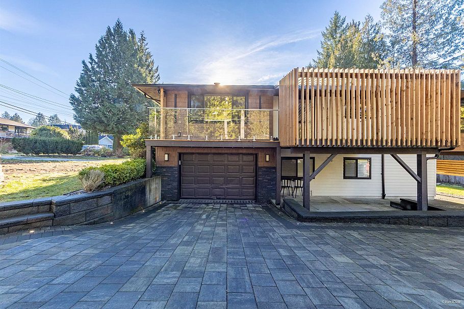 4491 Primrose Lane North Vancouver, BC - 4