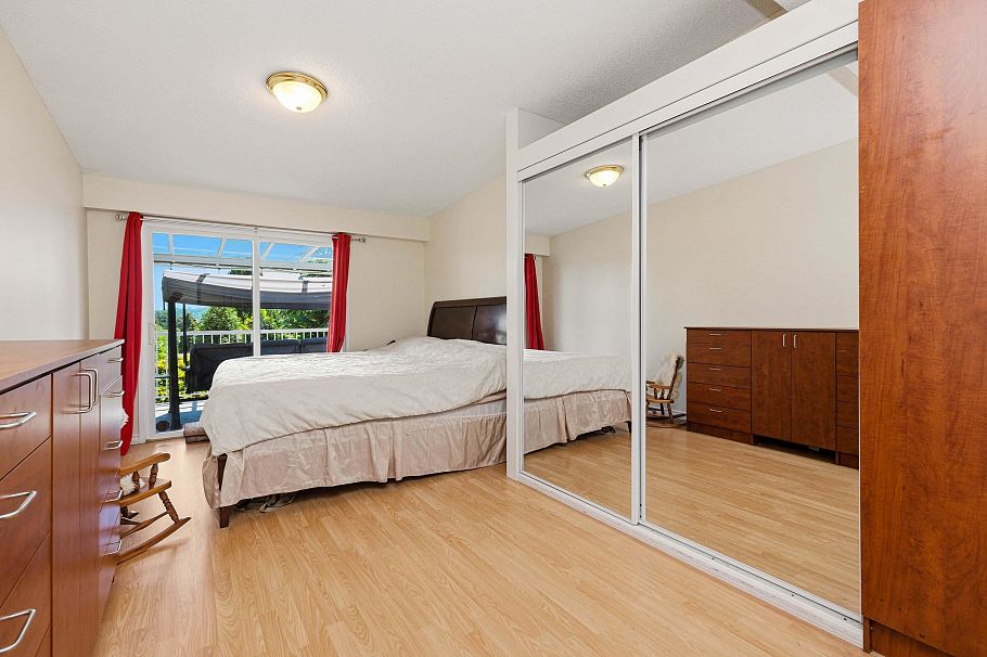 693 Plymouth Drive North Vancouver, BC - 14