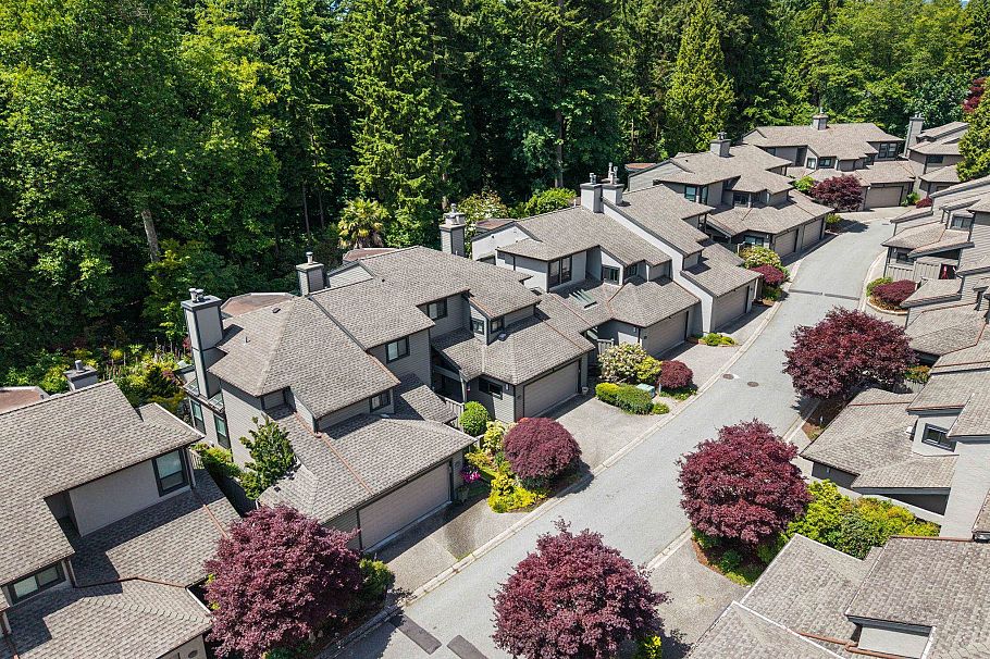 1747 Rufus Drive North Vancouver, BC - 3