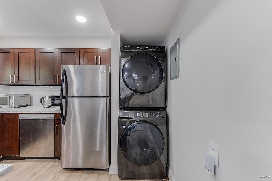 4491 Primrose Lane North Vancouver, BC - 34