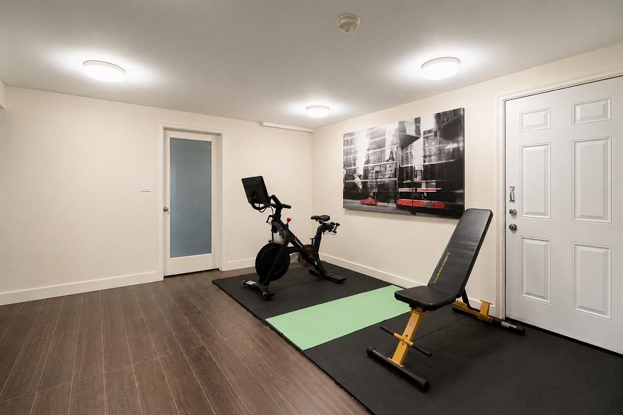 6311 Adera Street Vancouver, BC - 18