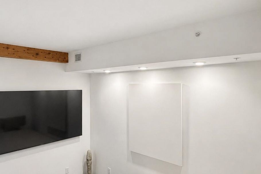 308 1275 Hamilton Street Vancouver, BC - 16