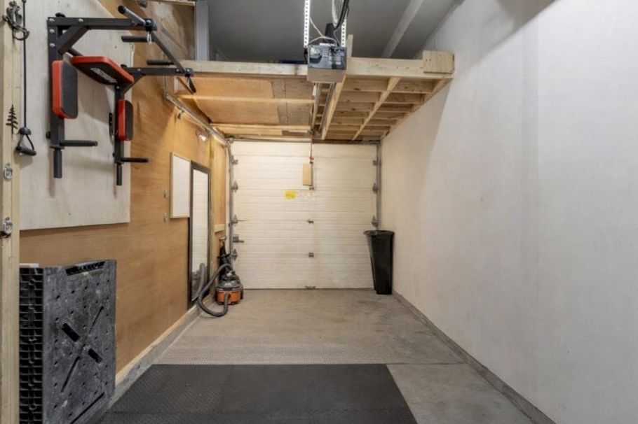 1065 E Pender Street Vancouver, BC - 31