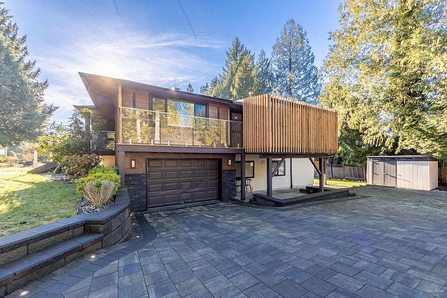 4491 Primrose Lane North Vancouver, BC - 1