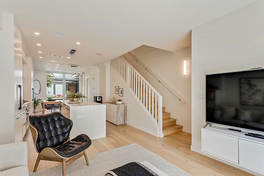 125 649 E 3rd Street North Vancouver, BC - 6