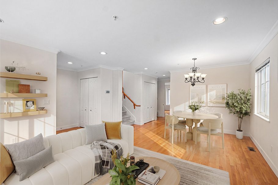 416 W Keith Road North Vancouver, BC - 2