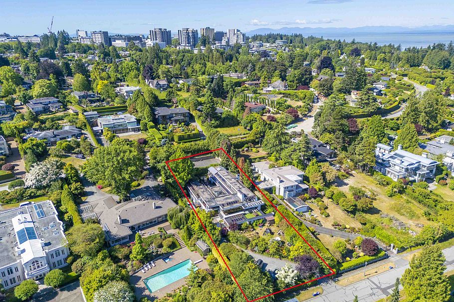 5570 Newton Wynd Vancouver, BC - 9