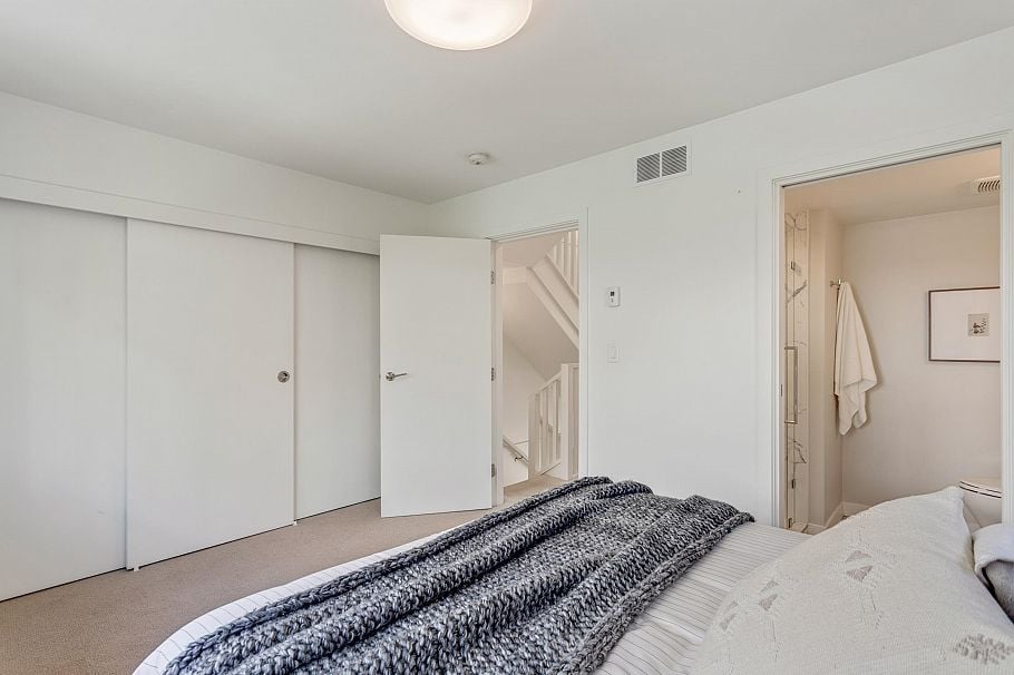 125 649 E 3rd Street North Vancouver, BC - 19