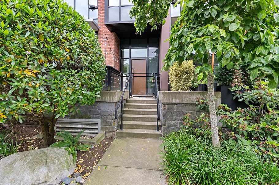 TH6 2349 Scotia Street Vancouver, BC - 33
