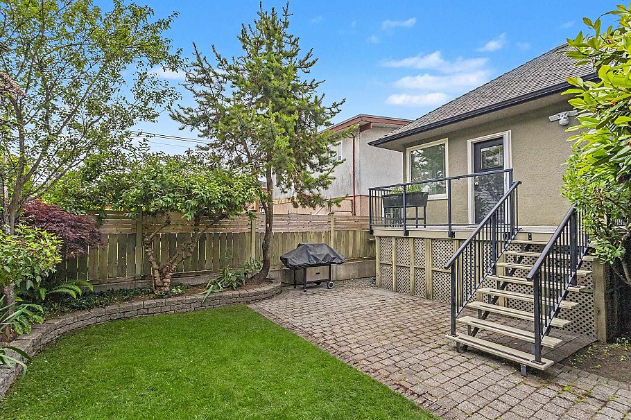 4072 Ontario Street Vancouver, BC - 30